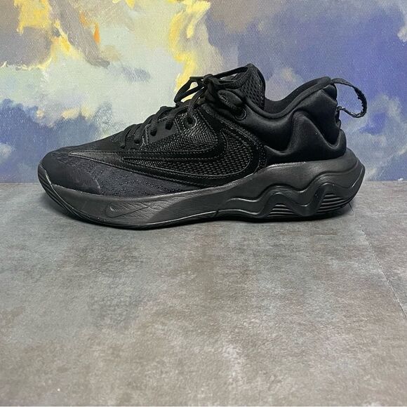 Nike Giannis Immortality 3 Triple Black Men\'s Basketball Shoes Size 8
